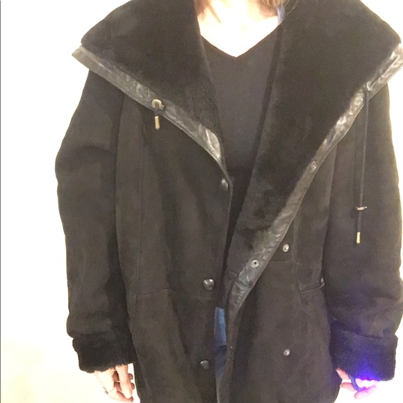 Sheepskin oversize winter coat. Paris Vintage - Picture 7 of 9